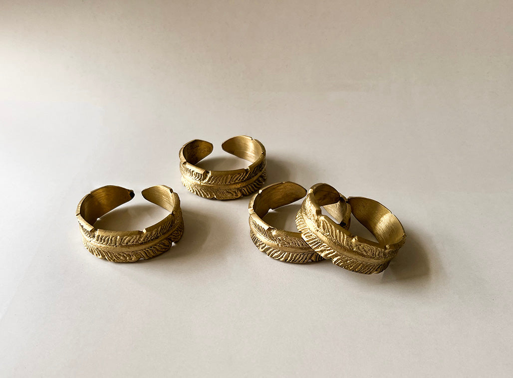 BANANA LEAF RING - SET OF 4